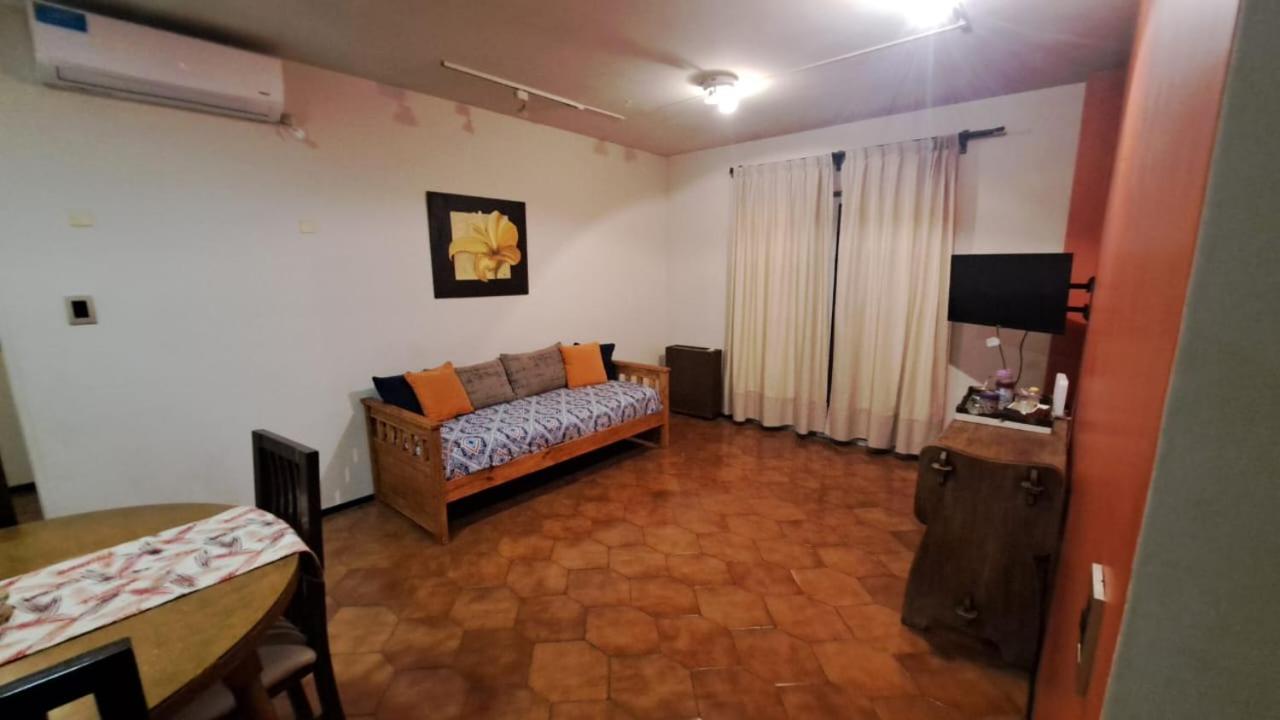 Colon Apartment Мендоса Екстериор снимка